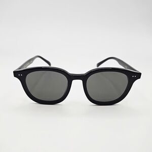 Stylish Black Sunglasses